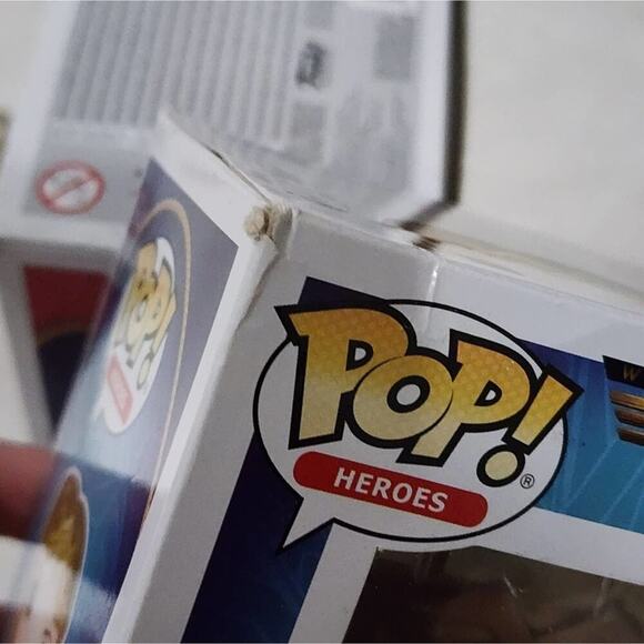 POP! Heroes Hippolyta DC Comics Funko Wonder Woman Steve Trevor Funko Pop - Picture 9 of 9
